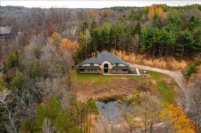 King Caledon Townline, Ontario - Country homes for sale and luxury real estate including horse farms and property in the Caledon and King City areas near Toronto