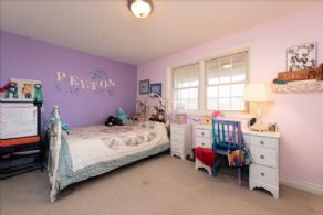Bedroom - Country homes for sale and luxury real estate including horse farms and property in the Caledon and King City areas near Toronto