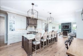 Combined Kitchen and Family Room - Country homes for sale and luxury real estate including horse farms and property in the Caledon and King City areas near Toronto