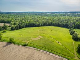 Riding Trails - Country homes for sale and luxury real estate including horse farms and property in the Caledon and King City areas near Toronto