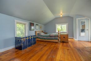 Bedroom - Country homes for sale and luxury real estate including horse farms and property in the Caledon and King City areas near Toronto