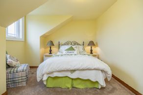 Limehouse Farm, Halton Hills, ON - Country homes for sale and luxury real estate including horse farms and property in the Caledon and King City areas near Toronto