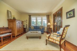 Limehouse Farm, Halton Hills, ON - Country homes for sale and luxury real estate including horse farms and property in the Caledon and King City areas near Toronto