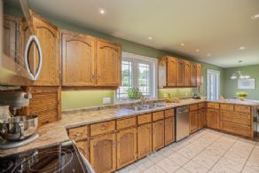 Limehouse Farm, Halton Hills, ON - Country homes for sale and luxury real estate including horse farms and property in the Caledon and King City areas near Toronto