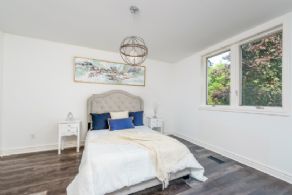 Bedroom - Country homes for sale and luxury real estate including horse farms and property in the Caledon and King City areas near Toronto