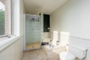 Primary Ensuite - Country homes for sale and luxury real estate including horse farms and property in the Caledon and King City areas near Toronto