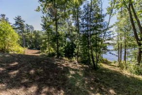 32 Webber Island, Honey Harbour, Georgian Bay, Ontario - Country homes for sale and luxury real estate including horse farms and property in the Caledon and King City areas near Toronto