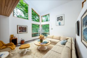 Living Room - Country homes for sale and luxury real estate including horse farms and property in the Caledon and King City areas near Toronto