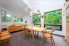 Dining Room - Country homes for sale and luxury real estate including horse farms and property in the Caledon and King City areas near Toronto