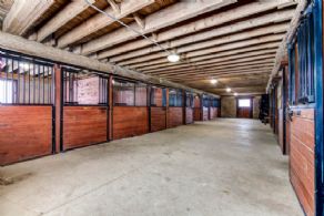 Bell School Line Farm, Burlington, Ontario - Country homes for sale and luxury real estate including horse farms and property in the Caledon and King City areas near Toronto