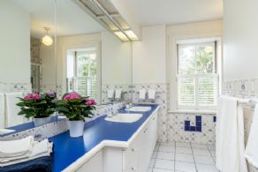 Bathroom 2 - Country homes for sale and luxury real estate including horse farms and property in the Caledon and King City areas near Toronto