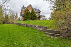 Brunswick Hall, 420 Kettleby Rd, Kettleby, Ontario - Country homes for sale and luxury real estate including horse farms and property in the Caledon and King City areas near Toronto