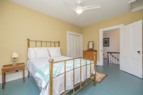 Bedroom - Country homes for sale and luxury real estate including horse farms and property in the Caledon and King City areas near Toronto