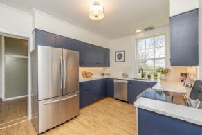 Updated Kitchen - Country homes for sale and luxury real estate including horse farms and property in the Caledon and King City areas near Toronto