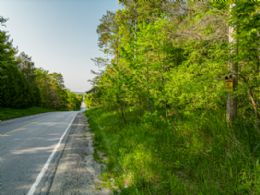 Dufferin Estate Lot, Ontario - Country homes for sale and luxury real estate including horse farms and property in the Caledon and King City areas near Toronto