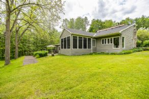 River Cottage, Hockley Valley, Mono, Ontario - Country homes for sale and luxury real estate including horse farms and property in the Caledon and King City areas near Toronto