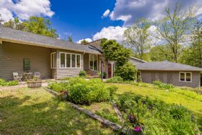 River Cottage - Country homes for sale and luxury real estate including horse farms and property in the Caledon and King City areas near Toronto