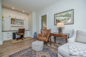 Home office - Country homes for sale and luxury real estate including horse farms and property in the Caledon and King City areas near Toronto