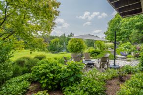 Firepit - Country homes for sale and luxury real estate including horse farms and property in the Caledon and King City areas near Toronto