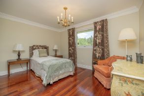 Albion Hills Drive, Palgrave, Ontario - Country homes for sale and luxury real estate including horse farms and property in the Caledon and King City areas near Toronto