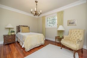 Albion Hills Drive, Palgrave, Ontario - Country homes for sale and luxury real estate including horse farms and property in the Caledon and King City areas near Toronto