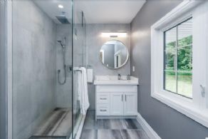 Guest Bathroom - Country homes for sale and luxury real estate including horse farms and property in the Caledon and King City areas near Toronto