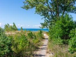 Georgian Bay Beach House, Tiny, Georgian Bay, Ontario - Country homes for sale and luxury real estate including horse farms and property in the Caledon and King City areas near Toronto