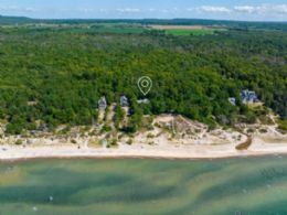 Georgian Bay Beach House, Tiny, Georgian Bay, Ontario - Country homes for sale and luxury real estate including horse farms and property in the Caledon and King City areas near Toronto
