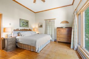 Georgian Bay Beach House, Tiny, Georgian Bay, Ontario - Country homes for sale and luxury real estate including horse farms and property in the Caledon and King City areas near Toronto