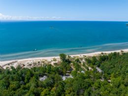 Georgian Bay Beach House, Tiny, Georgian Bay, Ontario - Country homes for sale and luxury real estate including horse farms and property in the Caledon and King City areas near Toronto