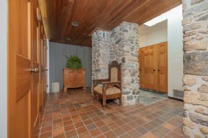 Mud Room - Country homes for sale and luxury real estate including horse farms and property in the Caledon and King City areas near Toronto