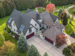 Aerial photo - Country homes for sale and luxury real estate including horse farms and property in the Caledon and King City areas near Toronto