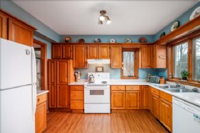 Bond Hill - Country House Investment, 4140 6 Line, Bradford West Gwillimbury, ON - Country homes for sale and luxury real estate including horse farms and property in the Caledon and King City areas near Toronto