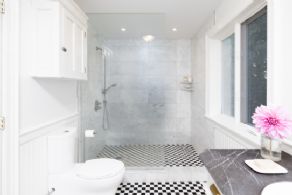 Primary Bathroom - Country homes for sale and luxury real estate including horse farms and property in the Caledon and King City areas near Toronto