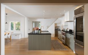 Kitchen - Country homes for sale and luxury real estate including horse farms and property in the Caledon and King City areas near Toronto