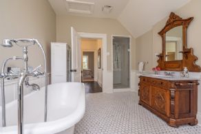 Ceilte Lochan Farm, Hockley Valley, Ontario - Country homes for sale and luxury real estate including horse farms and property in the Caledon and King City areas near Toronto