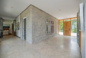 Foyer - Country homes for sale and luxury real estate including horse farms and property in the Caledon and King City areas near Toronto