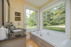Main Floor Primary En Suite - Country homes for sale and luxury real estate including horse farms and property in the Caledon and King City areas near Toronto