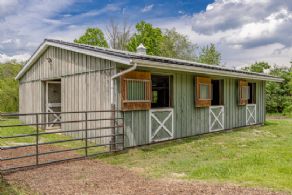 Two Views, Caledon, ON - Country homes for sale and luxury real estate including horse farms and property in the Caledon and King City areas near Toronto