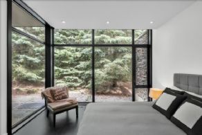 Bedroom - Country homes for sale and luxury real estate including horse farms and property in the Caledon and King City areas near Toronto