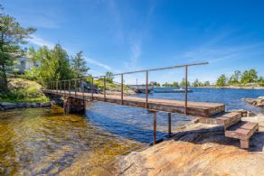 Ramp - Country homes for sale and luxury real estate including horse farms and property in the Caledon and King City areas near Toronto
