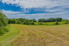 Post and Beam Scarlett Line, Springwater, Ontario - Country homes for sale and luxury real estate including horse farms and property in the Caledon and King City areas near Toronto