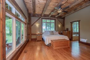 Post and Beam Scarlett Line, Springwater, Ontario - Country homes for sale and luxury real estate including horse farms and property in the Caledon and King City areas near Toronto