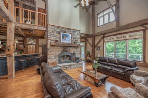 Post and Beam Scarlett Line, Springwater, Ontario - Country homes for sale and luxury real estate including horse farms and property in the Caledon and King City areas near Toronto