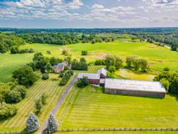 Hammerfield Farm, King, Ontario - Country homes for sale and luxury real estate including horse farms and property in the Caledon and King City areas near Toronto