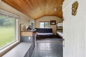 North Ridge Farm, Big Bay, Georgian Bluffs, Ontario - Country homes for sale and luxury real estate including horse farms and property in the Caledon and King City areas near Toronto