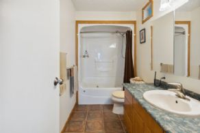 North Ridge Farm, Big Bay, Georgian Bluffs, Ontario - Country homes for sale and luxury real estate including horse farms and property in the Caledon and King City areas near Toronto