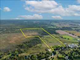 Approx. outline of property (not a survey) - Country homes for sale and luxury real estate including horse farms and property in the Caledon and King City areas near Toronto