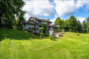 Renovated Vandorf Country Home, Whitchurch-Stouffville, Ontario - Country homes for sale and luxury real estate including horse farms and property in the Caledon and King City areas near Toronto