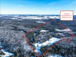 Winding Waters, Midhurst, Midhurst, Ontario - Country homes for sale and luxury real estate including horse farms and property in the Caledon and King City areas near Toronto